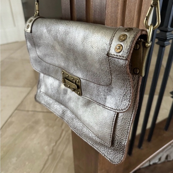 Campomaggi Teodorano Silver Metallic Leather Crossbody Shoulder Bag RARE HTF - Picture 2 of 16